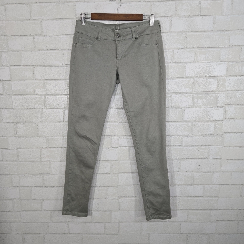 Maurice's green skinny‎ pants